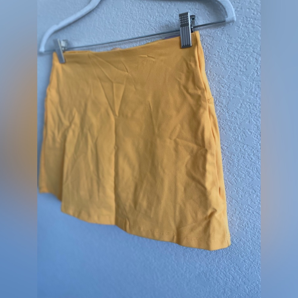 CALIA essentials high-rise skort - Picture 2 of 7